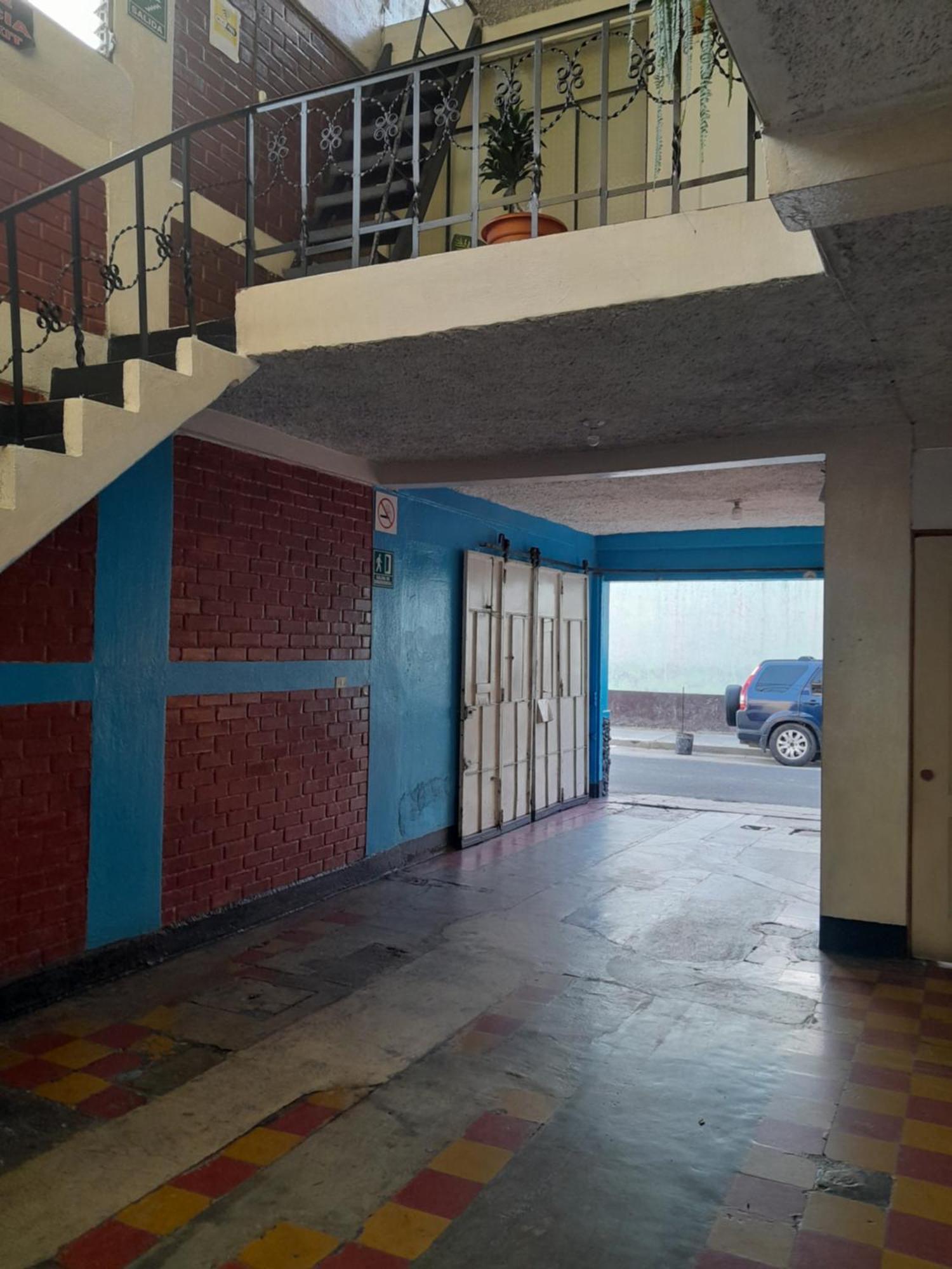 Hotel El Meson Guatemala Exterior photo